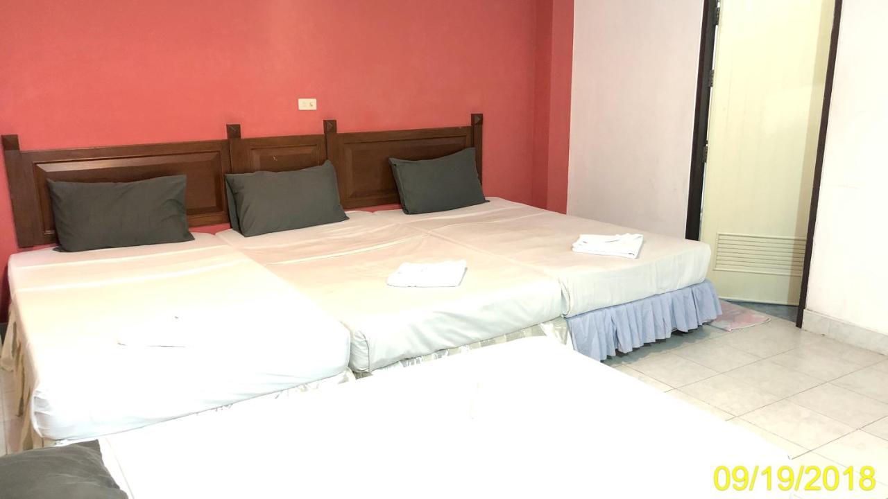 Hotel Sawasdee Mansion Patong Esterno foto